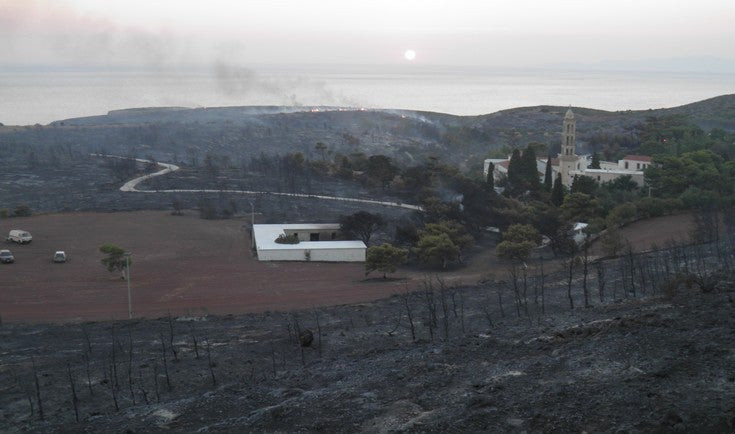 Καμένη γη στα Κύθηρα…